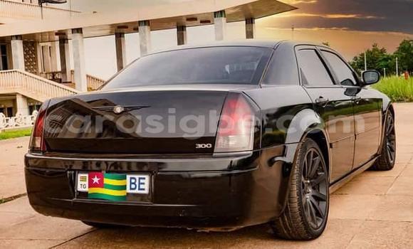 Acheter Occasion Voiture Chrysler 300 Noir à Lomé, Togo Acheter Occasion Voiture Chrysler 300 Noir à Lomé, Togo