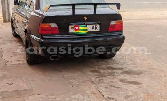 Acheter Occasion Voiture BMW 3–Series Noir à Lomé, Togo Acheter Occasion Voiture BMW 3–Series Noir à Lomé, Togo
