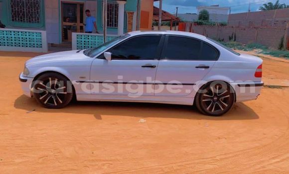 Acheter Occasion Voiture BMW E46 Blanc à Lomé, Togo Acheter Occasion Voiture BMW E46 Blanc à Lomé, Togo