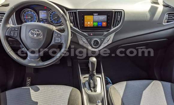 Buy New Toyota Starlet Brown Car in Lome in Togo Buy New Toyota Starlet Brown Car in Lome in Togo