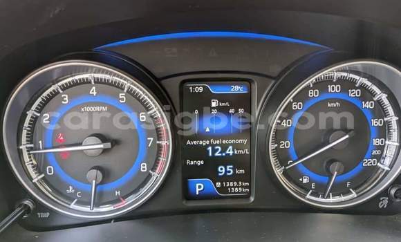 Buy New Toyota Starlet Brown Car in Lome in Togo Buy New Toyota Starlet Brown Car in Lome in Togo