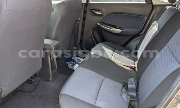 Buy New Toyota Starlet Brown Car in Lome in Togo Buy New Toyota Starlet Brown Car in Lome in Togo