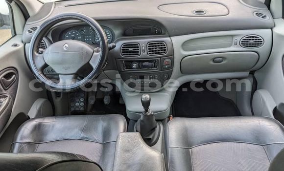 Buy Used Renault Scenic Blue Car in Lome in Togo Buy Used Renault Scenic Blue Car in Lome in Togo