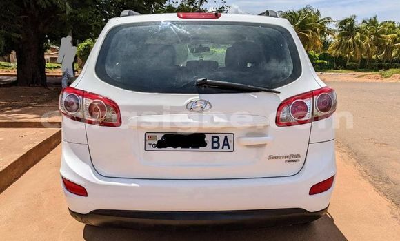Acheter Occasion Voiture Hyundai Santa Fe Blanc à Lomé, Togo Acheter Occasion Voiture Hyundai Santa Fe Blanc à Lomé, Togo