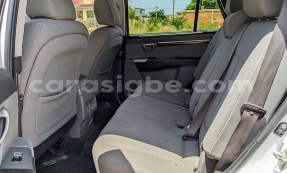 Acheter Occasion Voiture Hyundai Santa Fe Blanc à Lomé, Togo Acheter Occasion Voiture Hyundai Santa Fe Blanc à Lomé, Togo