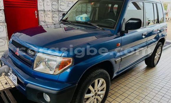 Buy Used Mitsubishi Pajero Blue Car in Lome in Togo Buy Used Mitsubishi Pajero Blue Car in Lome in Togo