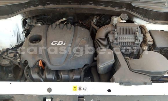Buy Used BMW E46 Silver Car in Lome in Togo Buy Used BMW E46 Silver Car in Lome in Togo