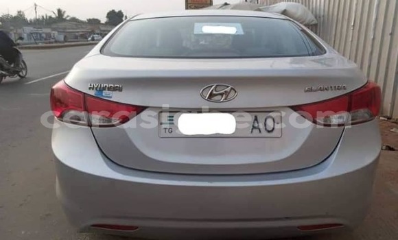 Buy Used Hyundai Elantra Silver Car in Lome in Togo Buy Used Hyundai Elantra Silver Car in Lome in Togo