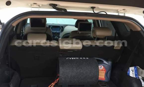 Buy Used Hyundai Santa Fe Black Car in Lome in Togo Buy Used Hyundai Santa Fe Black Car in Lome in Togo