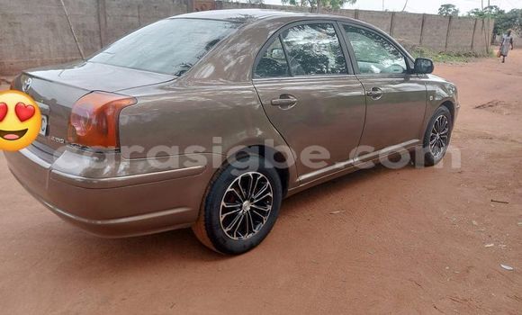 Acheter Occasion Voiture Toyota Avensis Marron à Lomé, Togo Acheter Occasion Voiture Toyota Avensis Marron à Lomé, Togo
