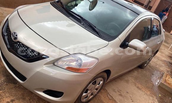 Buy Used Toyota Yaris Beige Car in Lome in Togo Buy Used Toyota Yaris Beige Car in Lome in Togo