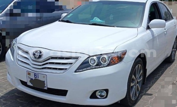Buy Used Toyota Camry White Car in Lome in Togo Buy Used Toyota Camry White Car in Lome in Togo
