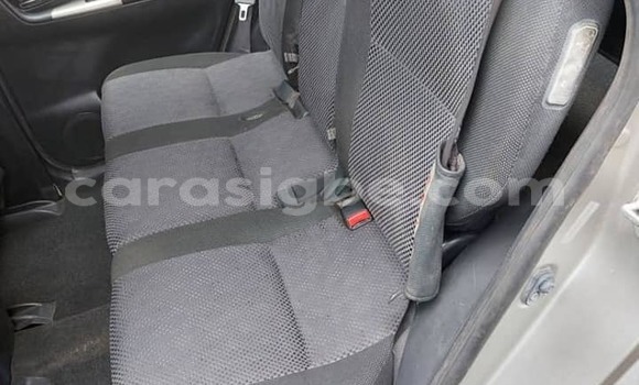 Buy Used Toyota Corolla Verso Silver Car in Lome in Togo Buy Used Toyota Corolla Verso Silver Car in Lome in Togo