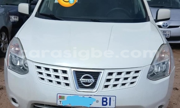 Buy Used Nissan Rogue White Car in Lome in Togo Buy Used Nissan Rogue White Car in Lome in Togo