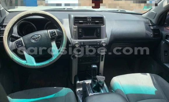 Buy Used Toyota Land Cruiser Prado White Car in Lome in Togo Buy Used Toyota Land Cruiser Prado White Car in Lome in Togo