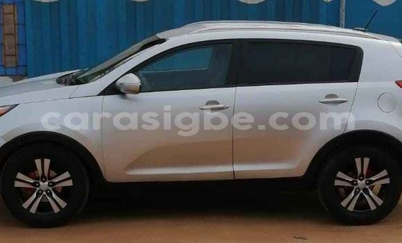 Buy Used Kia Sportage Silver Car in Lome in Togo Buy Used Kia Sportage Silver Car in Lome in Togo