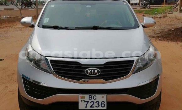 Buy Used Kia Sportage Silver Car in Lome in Togo Buy Used Kia Sportage Silver Car in Lome in Togo