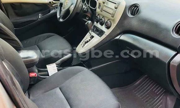 Buy Used Toyota Matrix Silver Car in Lome in Togo Buy Used Toyota Matrix Silver Car in Lome in Togo