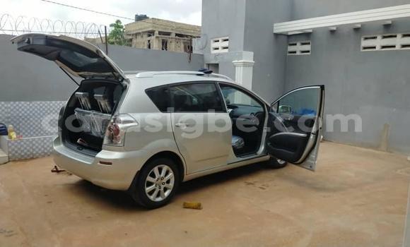Buy Used Toyota Corolla Verso Silver Car in Lome in Togo Buy Used Toyota Corolla Verso Silver Car in Lome in Togo
