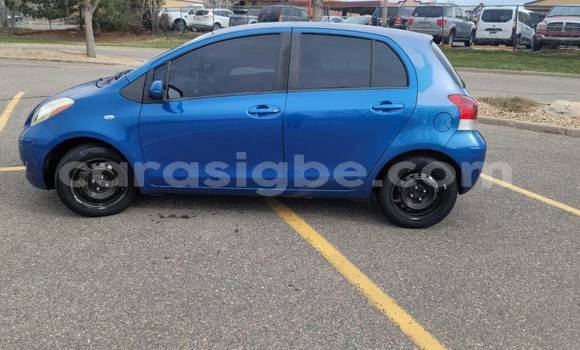 Buy Import Toyota Yaris Blue Car in Bé in Togo Buy Import Toyota Yaris Blue Car in Bé in Togo