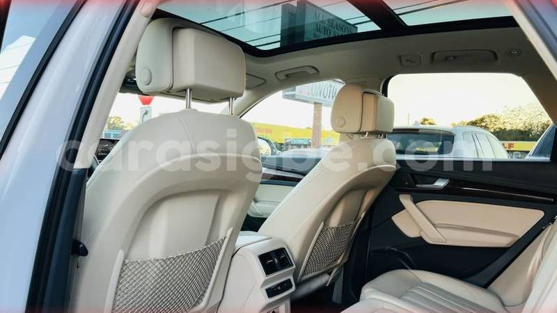 Big with watermark audi q5 togo palime 6631