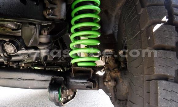 Acheter Occasion Voiture Toyota Land Cruiser Gris à Bassar, Togo Acheter Occasion Voiture Toyota Land Cruiser Gris à Bassar, Togo