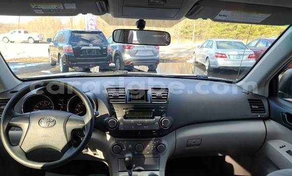 Acheter Import Voiture Toyota Highlander Gris à Guerin Kouka, Centre Acheter Import Voiture Toyota Highlander Gris à Guerin Kouka, Centre