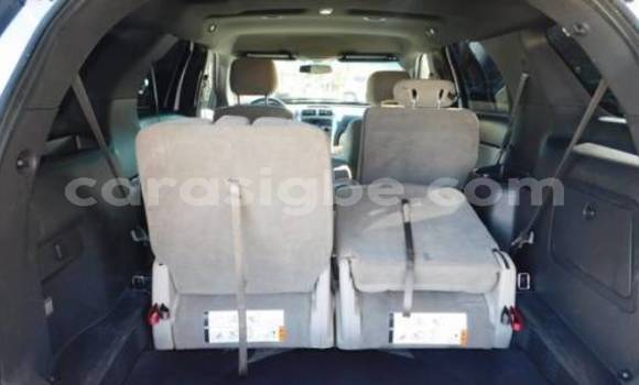 Acheter Import Voiture Ford Explorer Sport Trac Blanc à Lomé, Togo Acheter Import Voiture Ford Explorer Sport Trac Blanc à Lomé, Togo