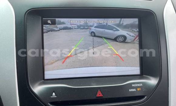 Acheter Import Voiture Ford Explorer Sport Trac Blanc à Lomé, Togo Acheter Import Voiture Ford Explorer Sport Trac Blanc à Lomé, Togo