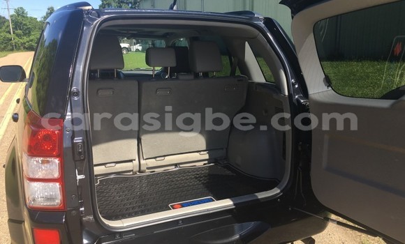 Acheter Import Voiture Suzuki Grand Vitara Noir à Notse, Plateaux Acheter Import Voiture Suzuki Grand Vitara Noir à Notse, Plateaux