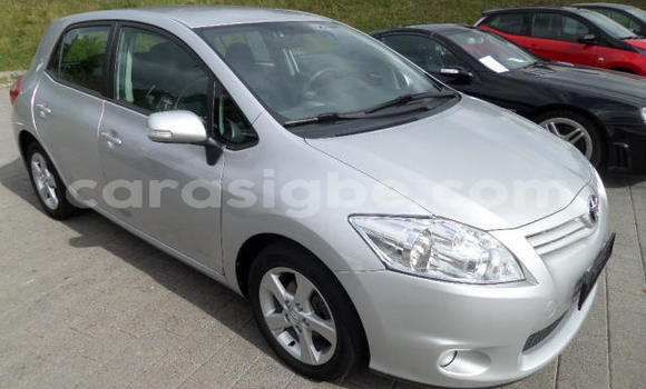 Acheter Import Voiture Toyota Auris Gris à Lomé, Maritime Acheter Import Voiture Toyota Auris Gris à Lomé, Maritime