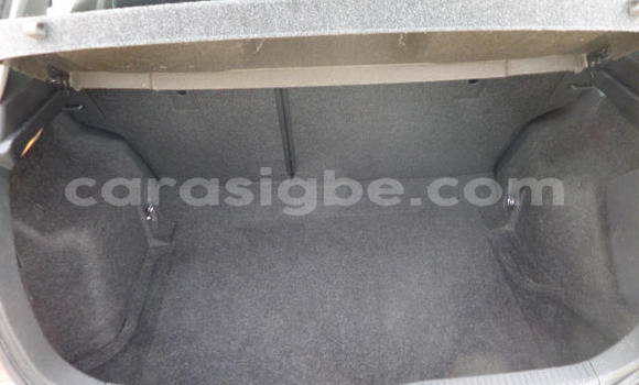 Acheter Import Voiture Toyota Auris Gris à Lomé, Maritime Acheter Import Voiture Toyota Auris Gris à Lomé, Maritime