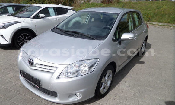 Acheter Import Voiture Toyota Auris Gris à Lomé, Maritime Acheter Import Voiture Toyota Auris Gris à Lomé, Maritime