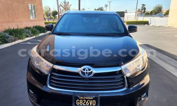 Acheter Import Voiture Toyota Highlander Noir à Vogan, Togo Acheter Import Voiture Toyota Highlander Noir à Vogan, Togo