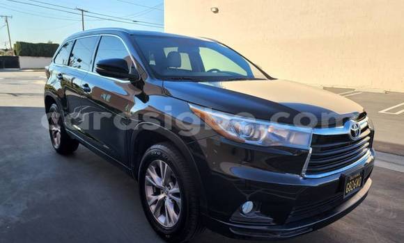 Acheter Import Voiture Toyota Highlander Noir à Vogan, Togo Acheter Import Voiture Toyota Highlander Noir à Vogan, Togo