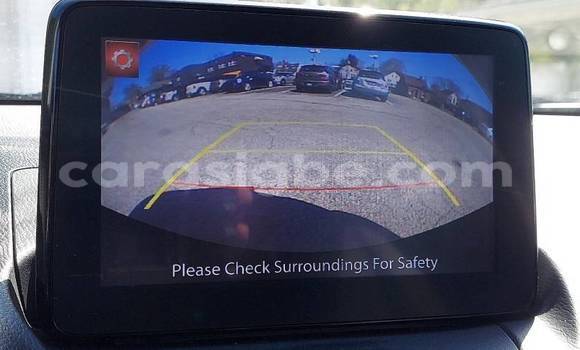 Acheter Import Voiture Toyota Yaris Blanc à Lomé, Togo Acheter Import Voiture Toyota Yaris Blanc à Lomé, Togo