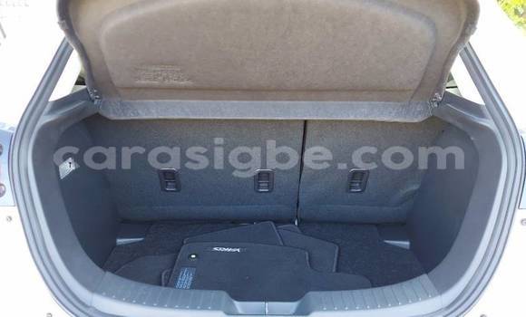 Acheter Import Voiture Toyota Yaris Blanc à Lomé, Togo Acheter Import Voiture Toyota Yaris Blanc à Lomé, Togo