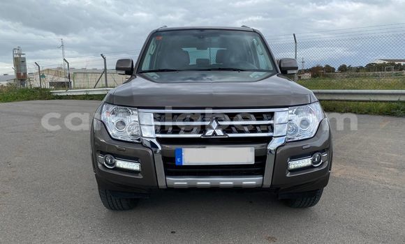 Buy Import Mitsubishi Montero Brown Car in Atakpame in Togo Buy Import Mitsubishi Montero Brown Car in Atakpame in Togo