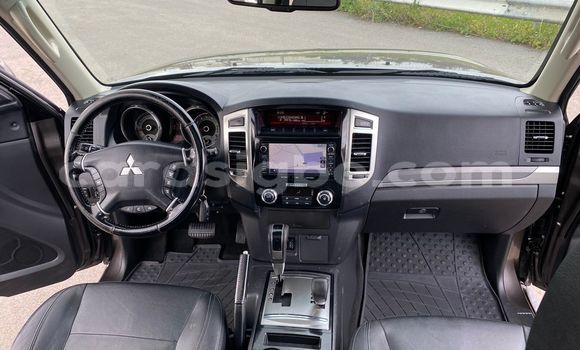 Buy Import Mitsubishi Montero Brown Car in Atakpame in Togo Buy Import Mitsubishi Montero Brown Car in Atakpame in Togo