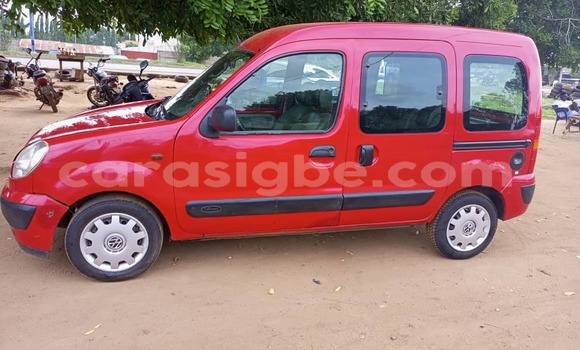 Buy Used Renault Kangoo Red Car in Lome in Togo Buy Used Renault Kangoo Red Car in Lome in Togo