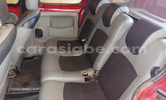 Buy Used Renault Kangoo Red Car in Lome in Togo Buy Used Renault Kangoo Red Car in Lome in Togo