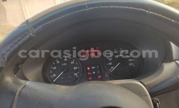 Buy Used Renault Logan White Car in Lome in Togo Buy Used Renault Logan White Car in Lome in Togo