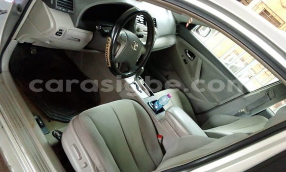 Buy Used Toyota Camry Silver Car in Lome in Togo Buy Used Toyota Camry Silver Car in Lome in Togo