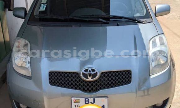 Buy Used Toyota Yaris Silver Car in Lome in Togo Buy Used Toyota Yaris Silver Car in Lome in Togo