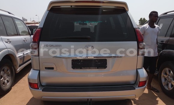 Buy Used Toyota Land Cruiser Prado Silver Car in Lome in Togo Buy Used Toyota Land Cruiser Prado Silver Car in Lome in Togo
