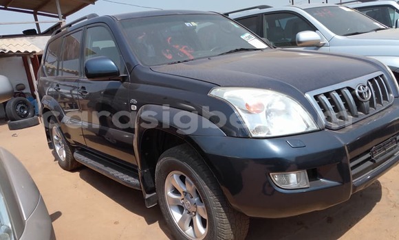 Buy Used Toyota Land Cruiser Prado Blue Car in Lome in Togo Buy Used Toyota Land Cruiser Prado Blue Car in Lome in Togo