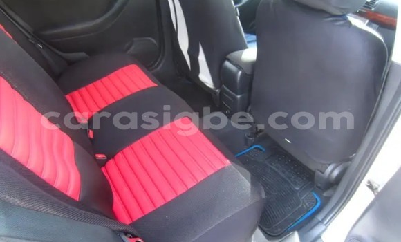 Acheter Occasion Voiture Toyota Avensis Gris à Lomé, Togo Acheter Occasion Voiture Toyota Avensis Gris à Lomé, Togo