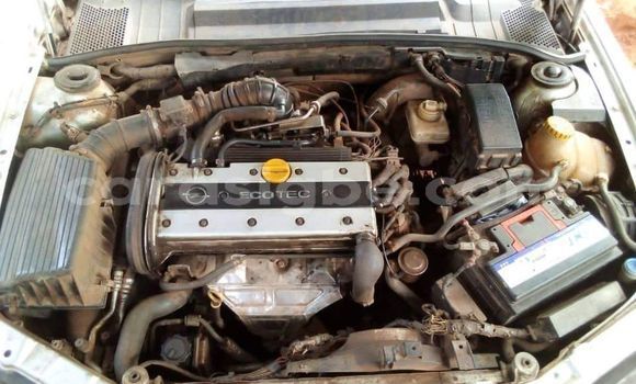 Acheter Occasion Voiture Opel Vectra Gris à Lomé, Togo Acheter Occasion Voiture Opel Vectra Gris à Lomé, Togo