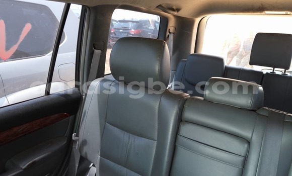 Buy Used Toyota Land Cruiser Prado Blue Car in Lome in Togo Buy Used Toyota Land Cruiser Prado Blue Car in Lome in Togo
