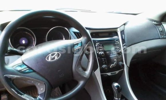 Acheter Occasion Voiture Hyundai Sonata Gris à Lomé, Togo Acheter Occasion Voiture Hyundai Sonata Gris à Lomé, Togo